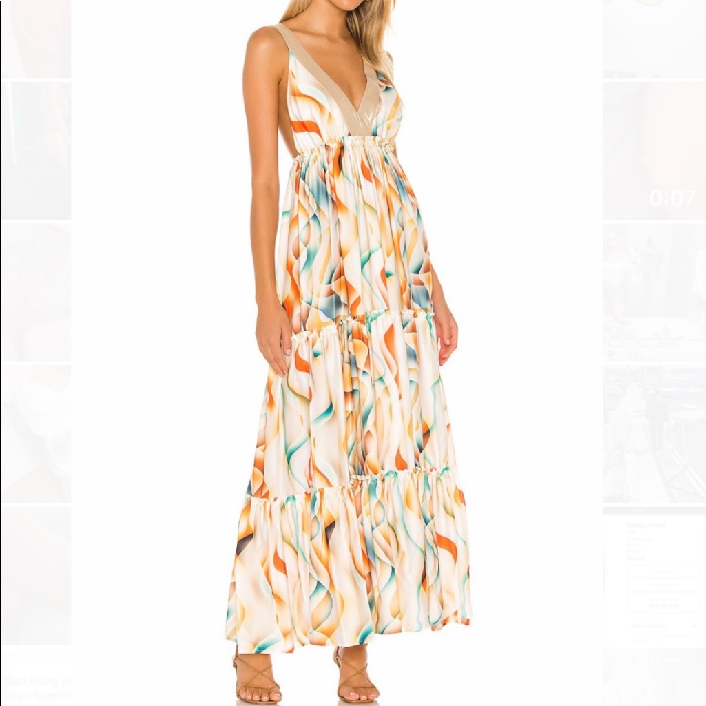 Le Superbe Las Flores Dress . Size 6 Fits Like 4